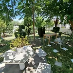 Guest House Vila Elezi